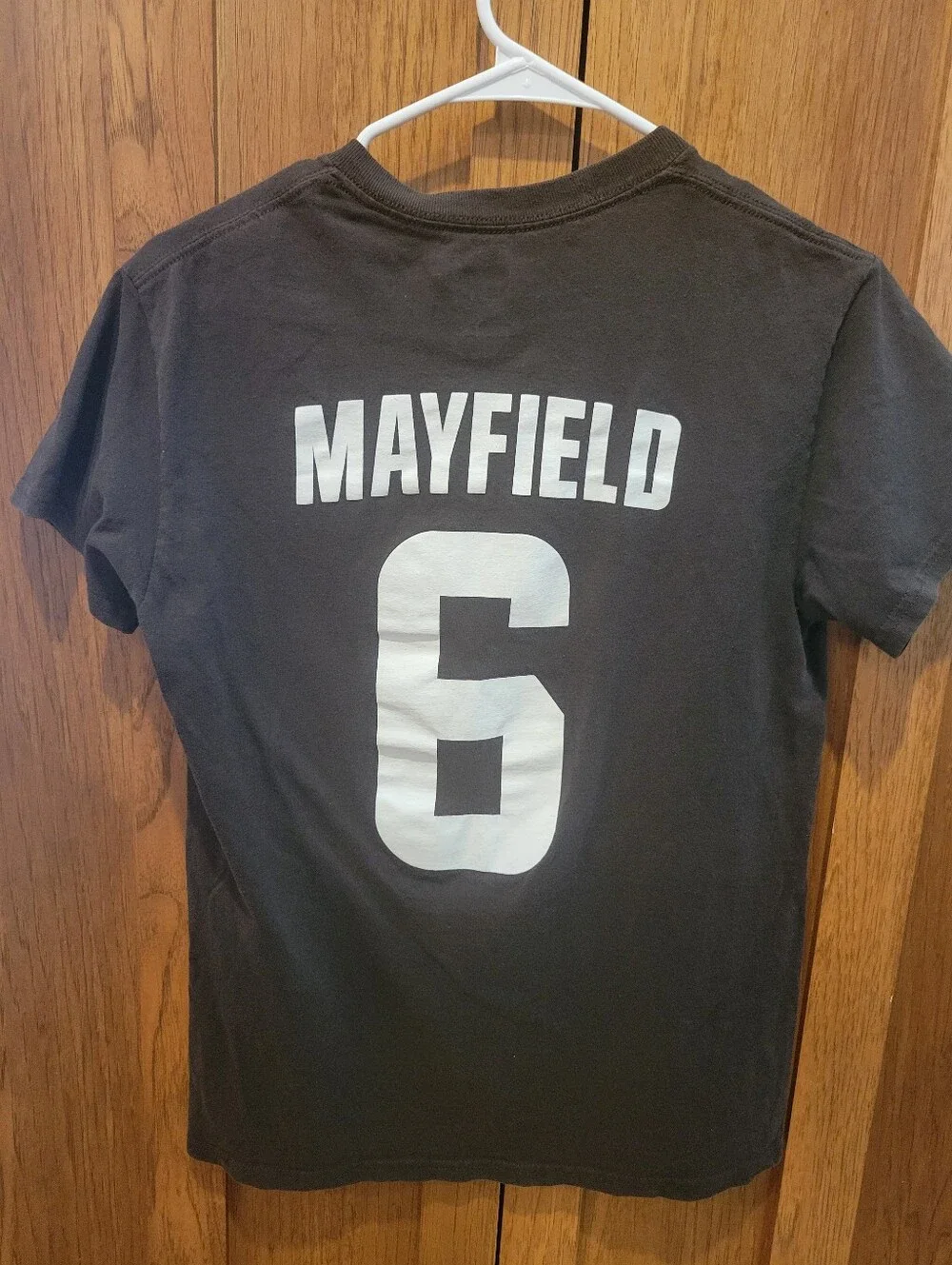Cleveland Browns Baker Mayfield Boys T-shirt Size Small